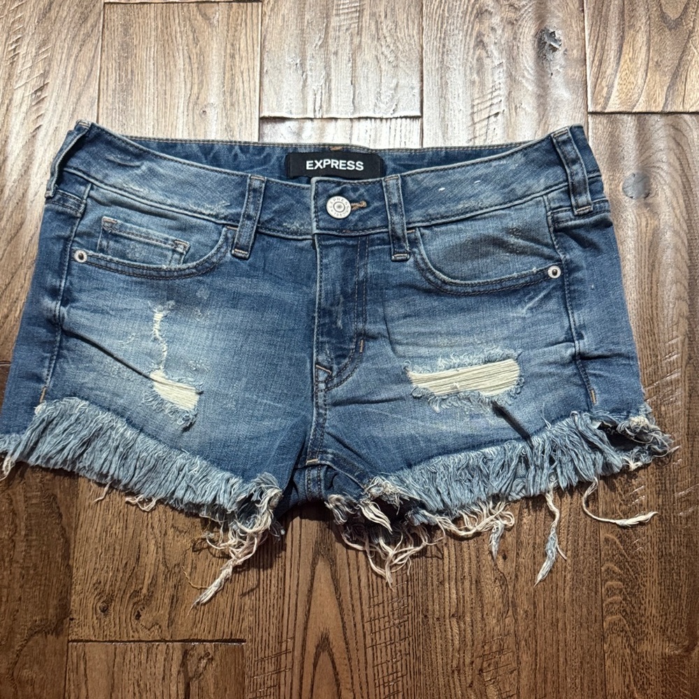 Express Women's Distressed Fringe Hem Denim Shorts - Medium Blue